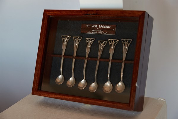 Image Silver Spoons